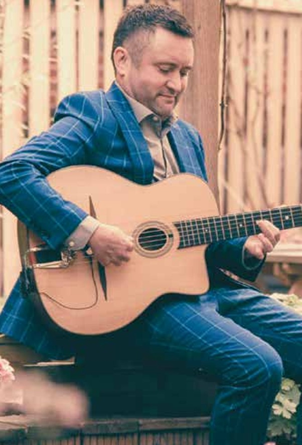 The music artist Danny Lowndes